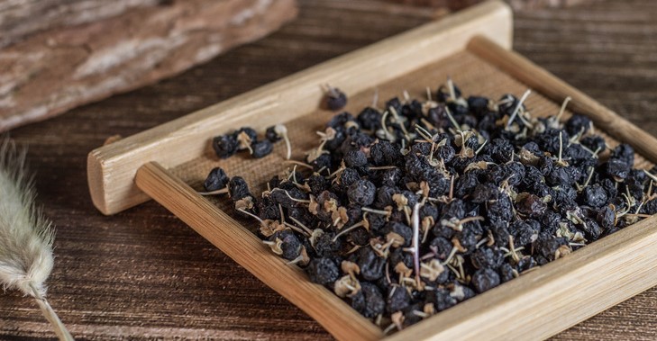 1723709440646182.jpg 摄图网_501232609_黑枸杞(企业商用).jpg