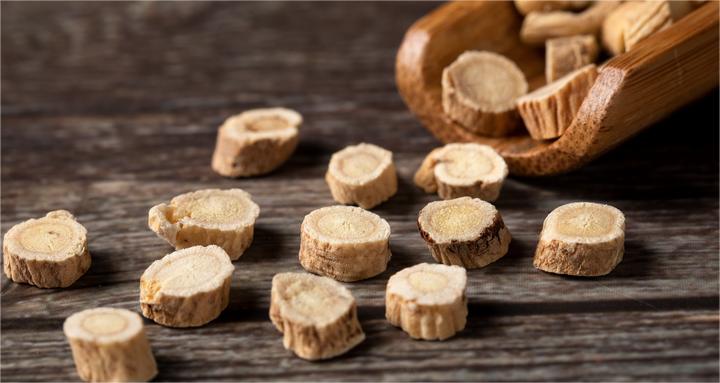 1723792507165157.jpg 摄图网_501225637_黄芪(企业商用).jpg