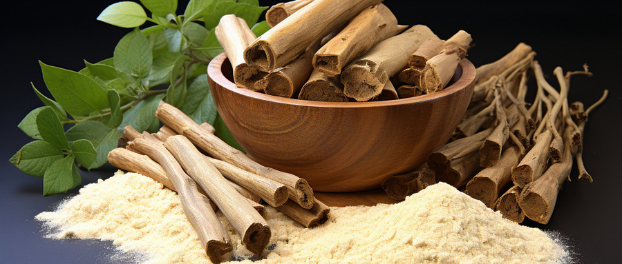 1730361667444984.jpg 摄图网_600558419_桌子上的草本药材(企业商用).jpg