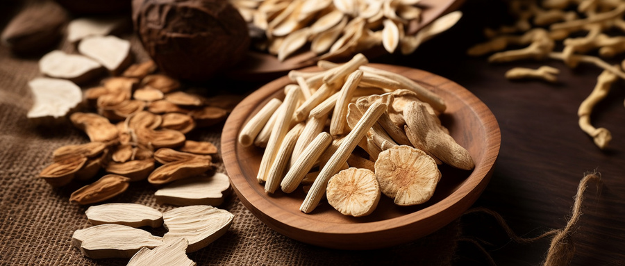 1733560572138542.jpg 摄图网_600275865_各种医药食材(企业商用).jpg